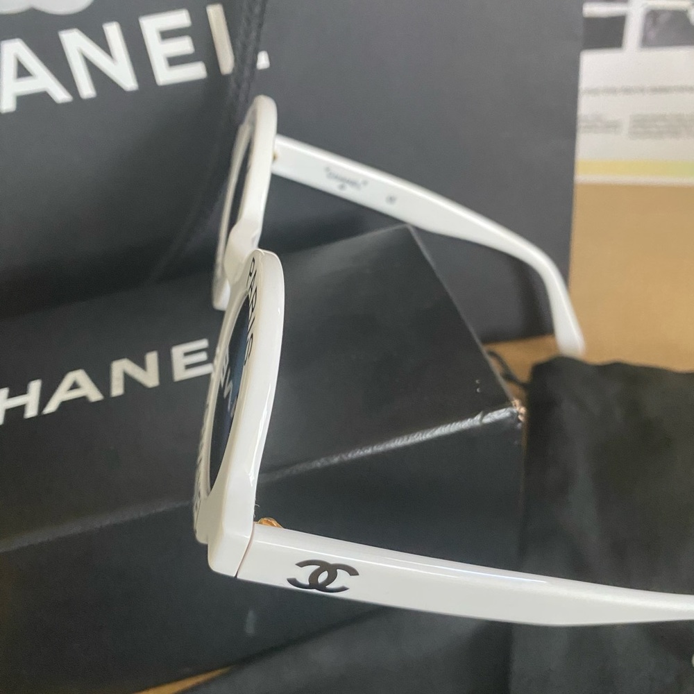 ‼️RESERVED-DO NOT BUY‼️Vintage Rare Chanel Paris - Picture 4 of 10